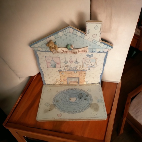 Cherished Teddies ~ Figurines Displayer - Picture 2 of 7